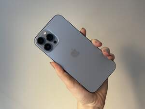 Apple iPhone 13pro 256gb c шпионской программой для прослушки